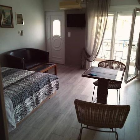 Minimal & Cozy Στουντιο Με Δωρεαν Χωρο Σταθμευσησ Кавала Экстерьер фото
